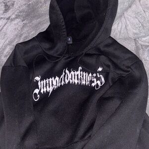 ROMWE Black Hoodie with White Gothic Print